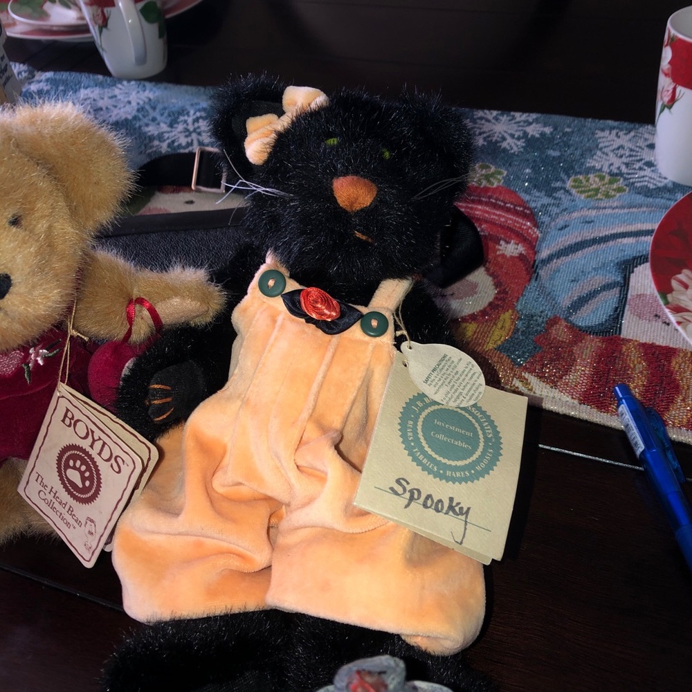 Boyd's Bears - Picture 2 of 4